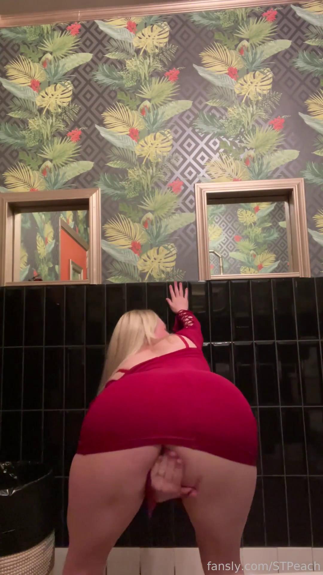 STPeach Drunk Club Dress Strip Fansly Video Leaked